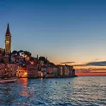 Gorgeous Home In Rovinj With Wifi